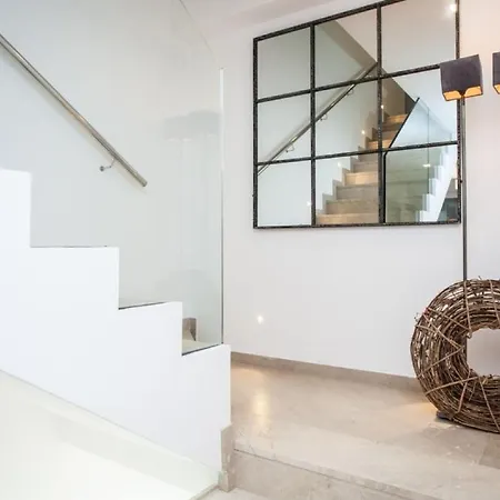 Designer Staden Lm-Pfausen With Stunning Views And Panorama Over The Sea Daire Zonza