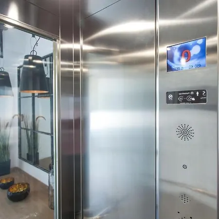 Designer Staden Lm-Pfausen With Stunning Views And Panorama Over The Sea Zonza