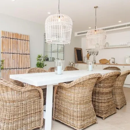 Designer Staden Lm-Pfausen With Stunning Views And Panorama Over The Sea Daire Zonza