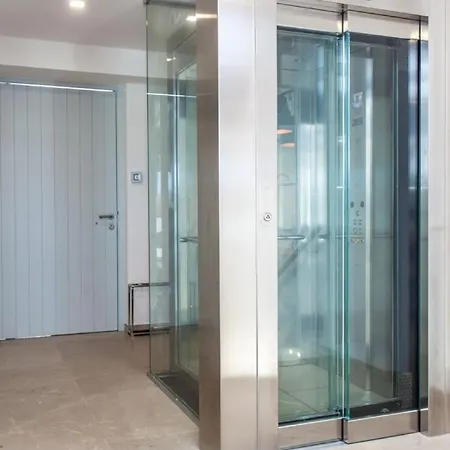 Designer Staden Lm-Pfausen With Stunning Views And Panorama Over The Sea Zonza